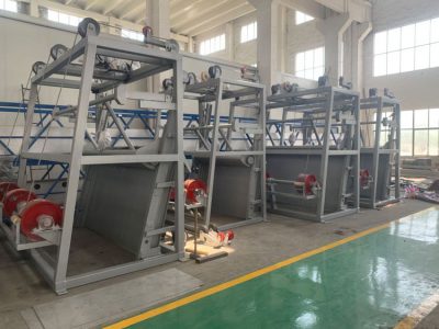 鋼絲繩粗格柵車間照